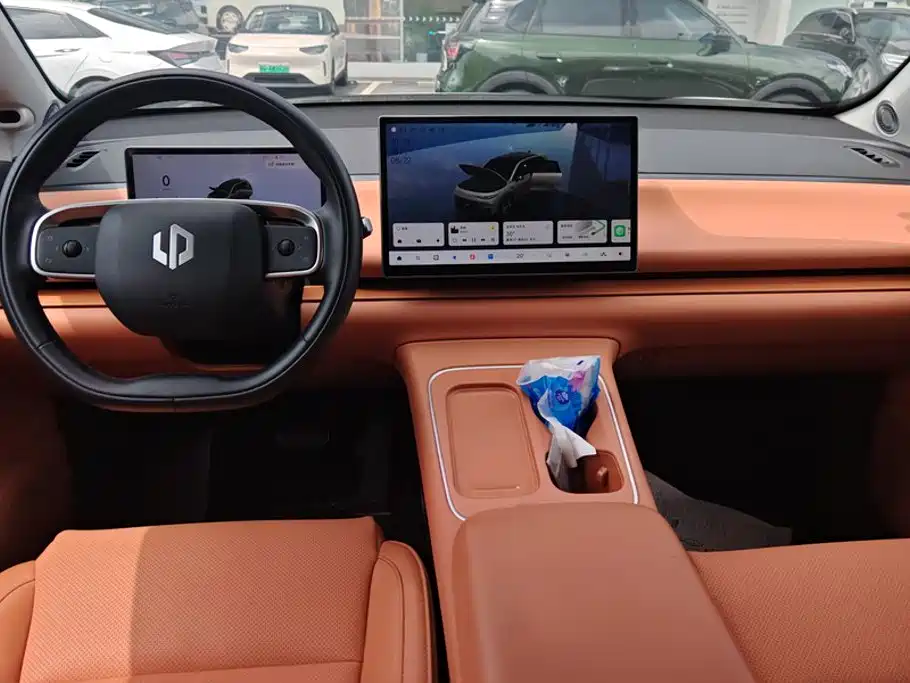 Leapmotor Leapmotor C10 — миниатюра 12