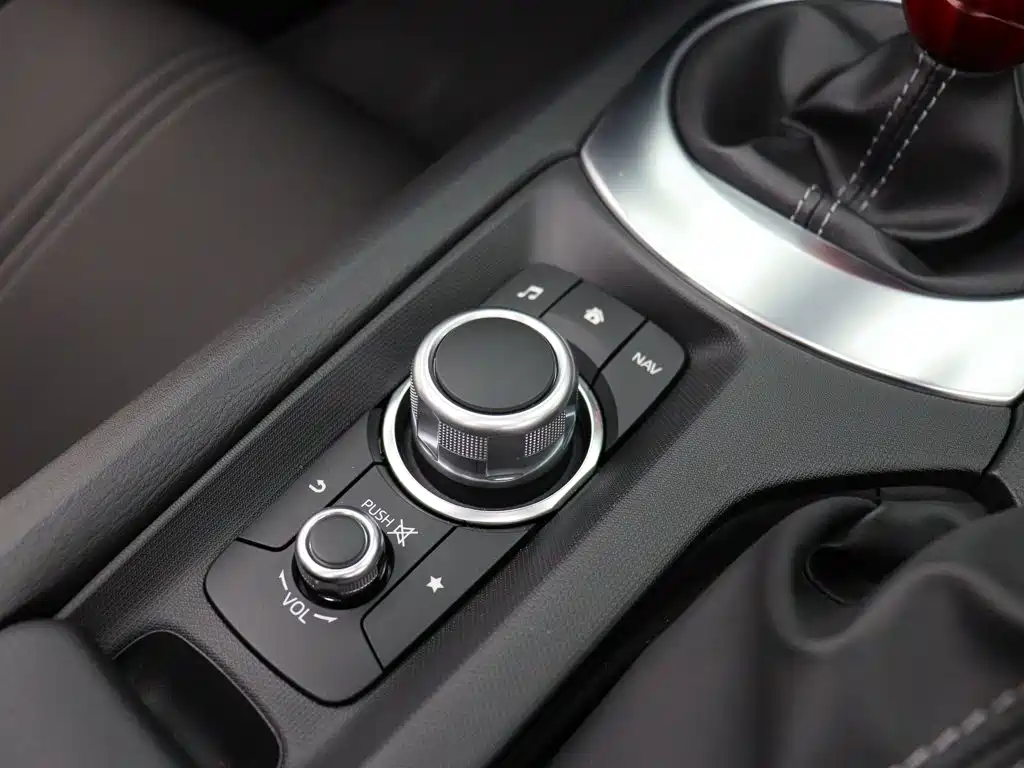 Mazda MX-5 — миниатюра 19