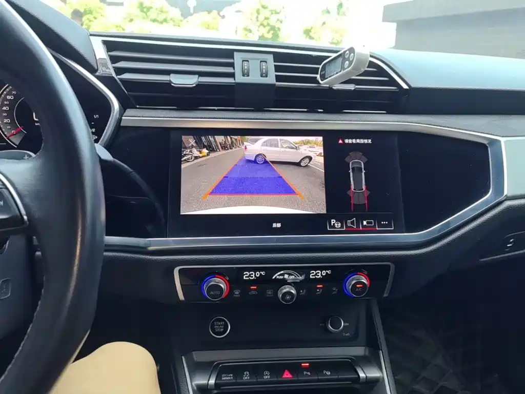 Audi Q3 — миниатюра 13