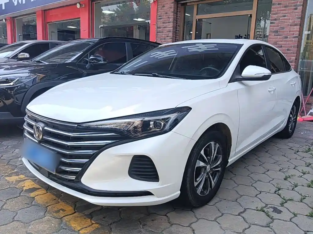 Changan Eado — миниатюра 2