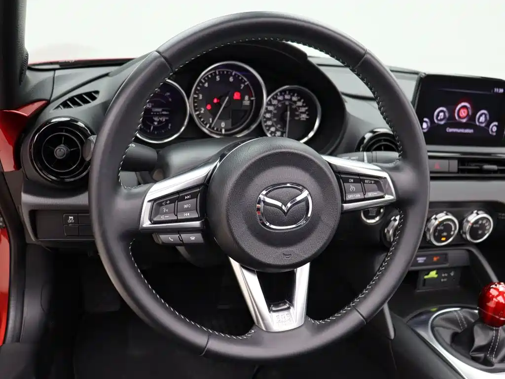 Mazda MX-5 — миниатюра 9