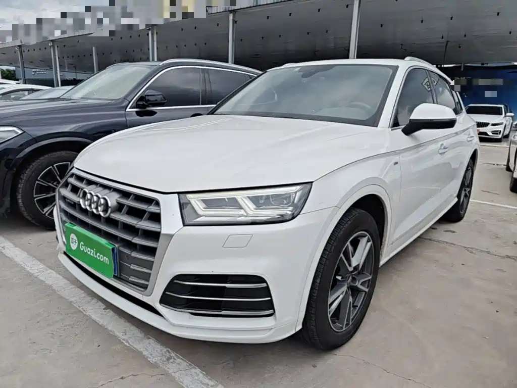 Audi Q5L — миниатюра 2
