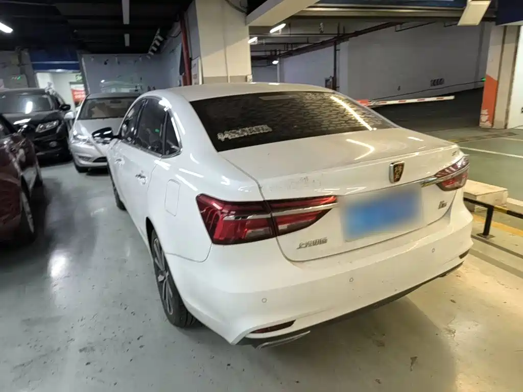 Roewe i6 Classic — миниатюра 5