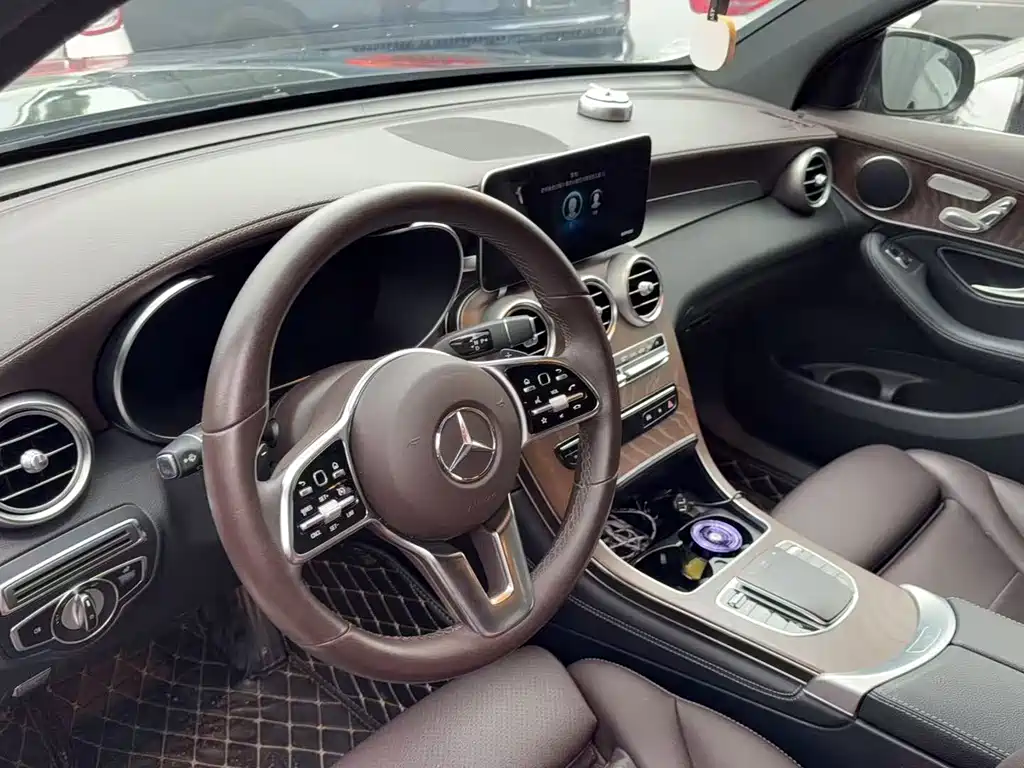 Mercedes-Benz GLC — миниатюра 2