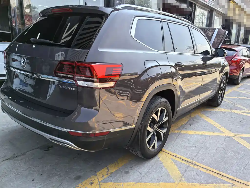 Volkswagen Teramont — миниатюра 5
