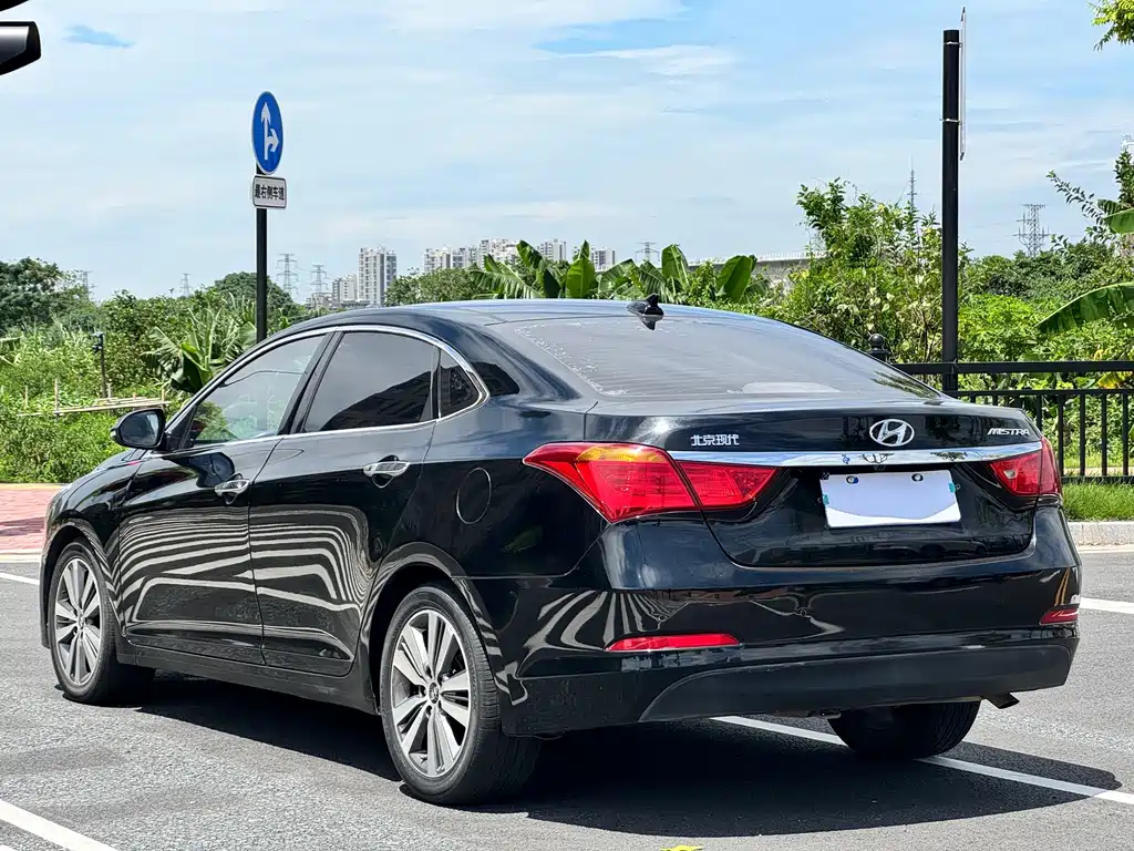 Hyundai Mistra — миниатюра 10