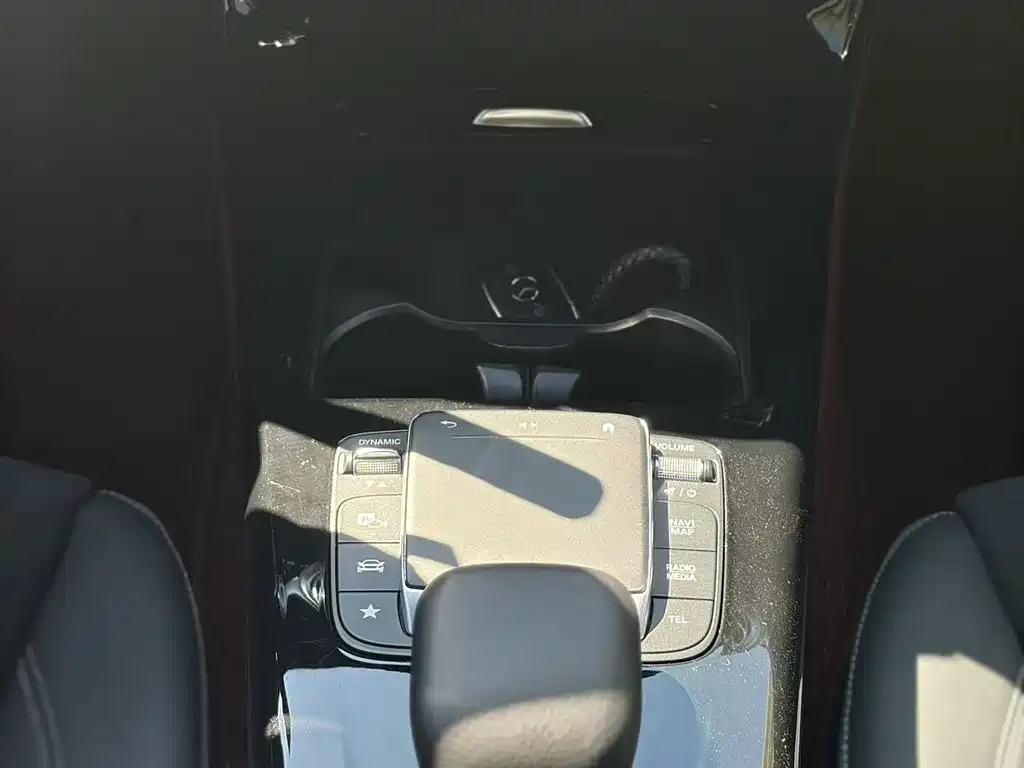 Mercedes-Benz A-Class — миниатюра 8