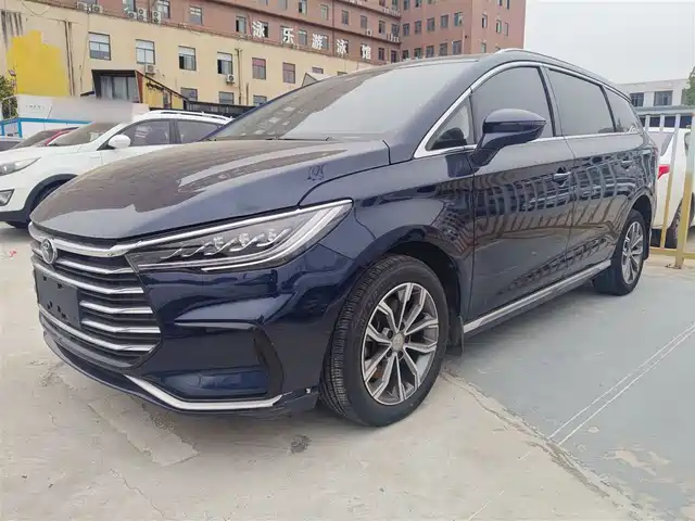 2022 BYD Song Max