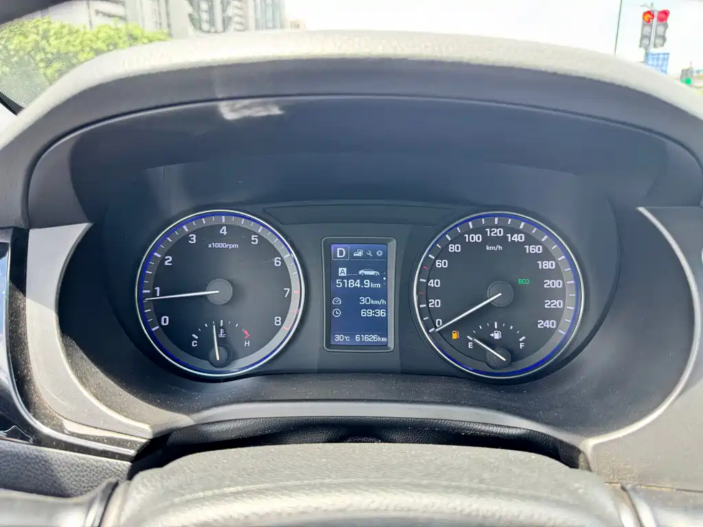 Hyundai Mistra — миниатюра 12