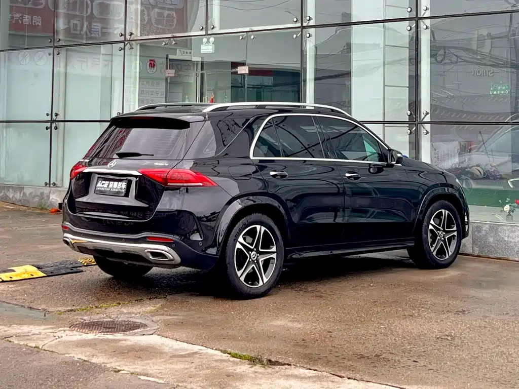 Mercedes-Benz GLE (Import) — миниатюра 4