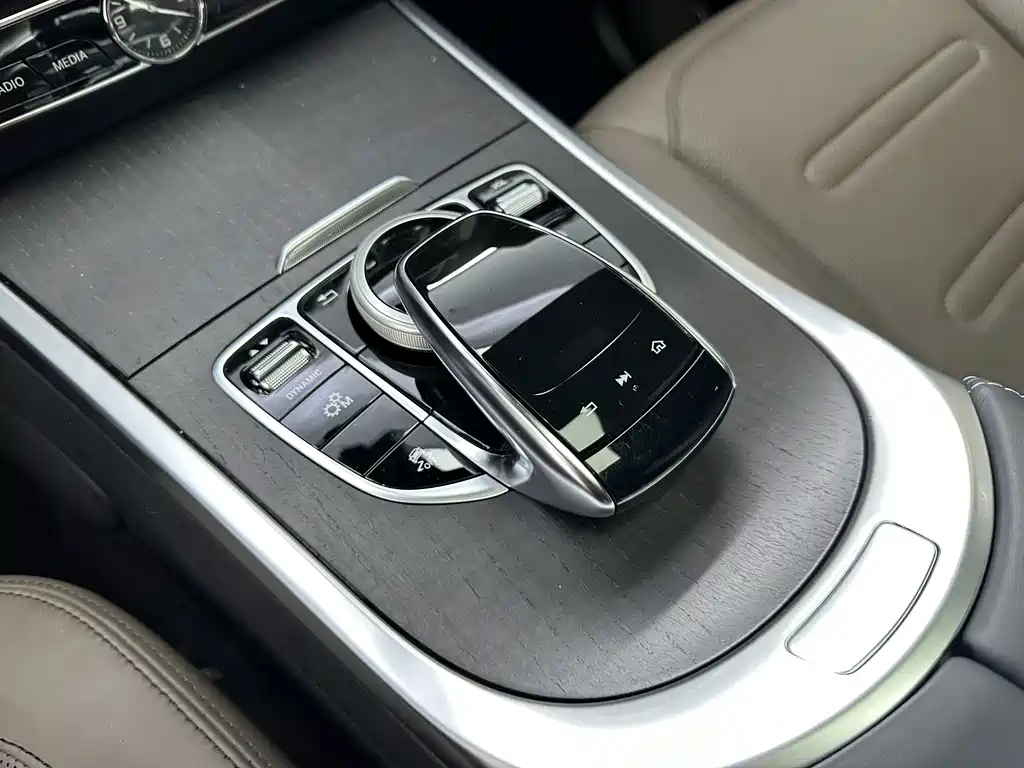 Mercedes-Benz G-Class — миниатюра 19