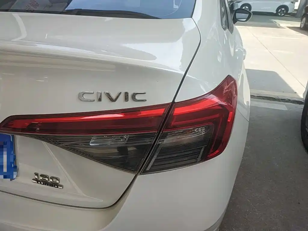 Honda Civic — миниатюра 8