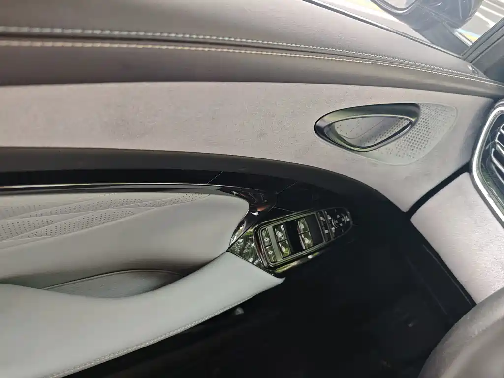 BYD Seal — миниатюра 13