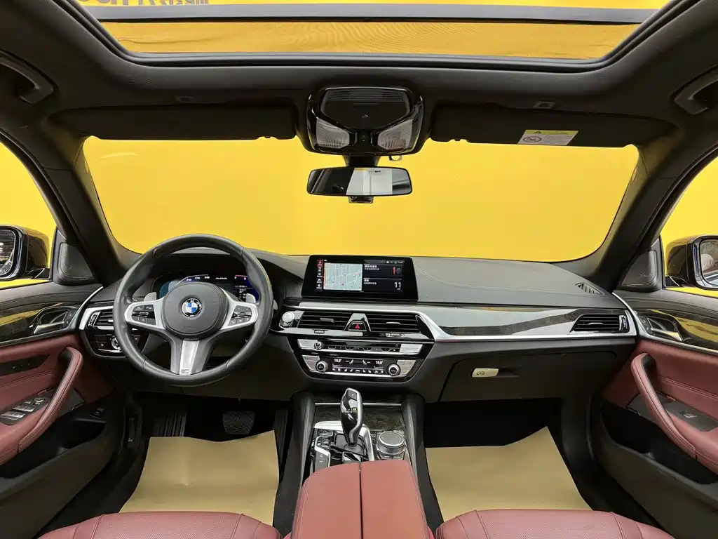 BMW 5 Series — миниатюра 40