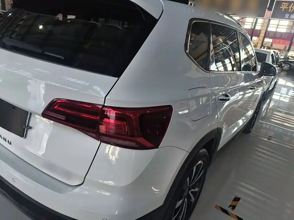 Volkswagen Tharu — миниатюра 8