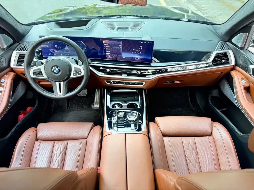 BMW X7 M60i — миниатюра 14