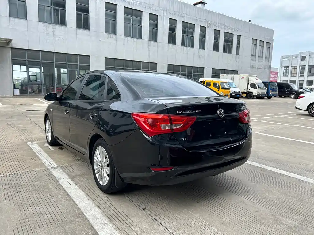 Buick Excelle — миниатюра 4