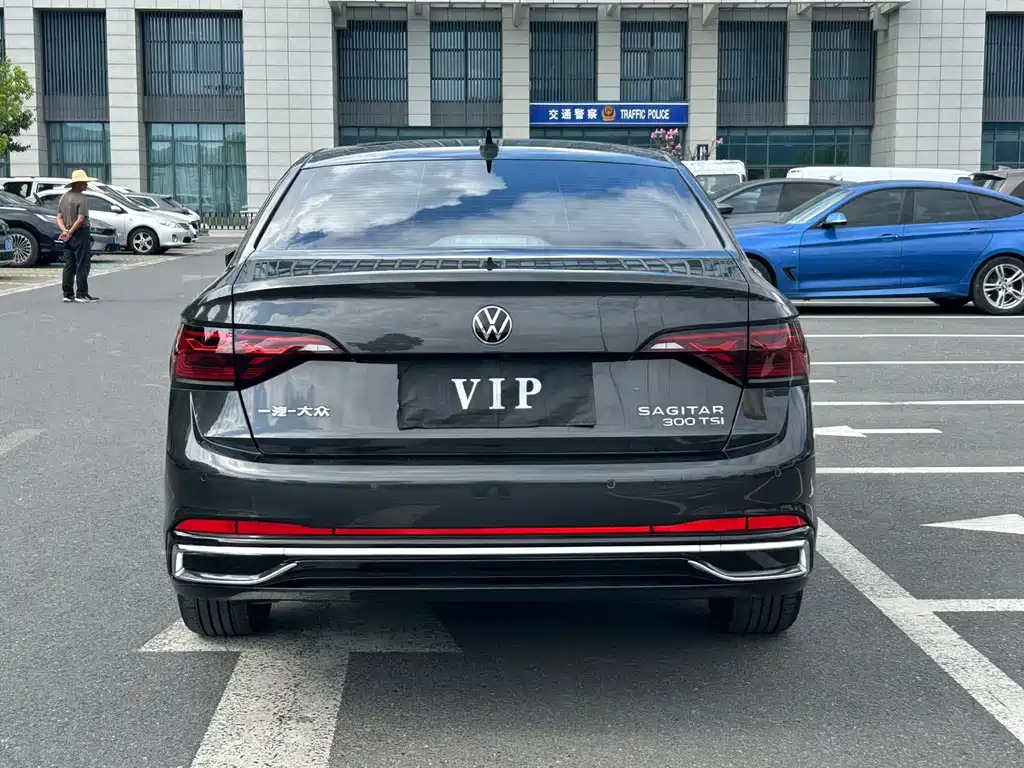 Volkswagen Sagitar — миниатюра 15