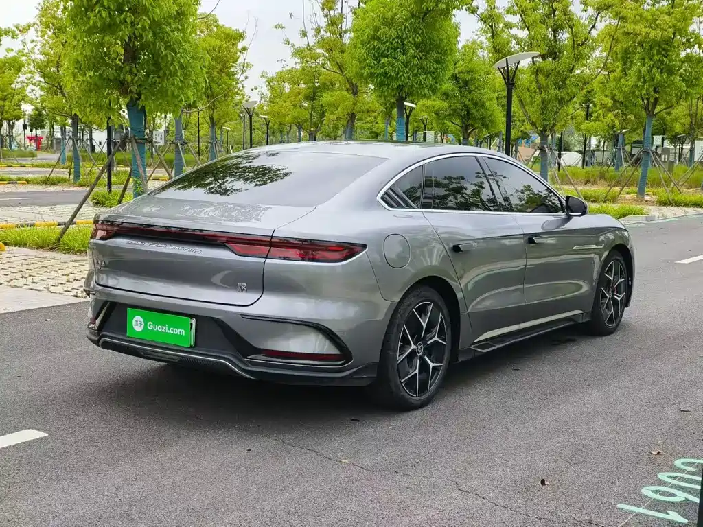 BYD Han 2023 EV Champion 715KM