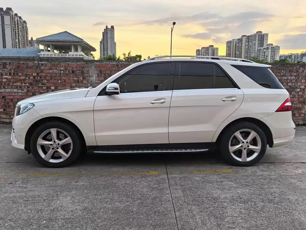 Mercedes-Benz M-Class — миниатюра 3