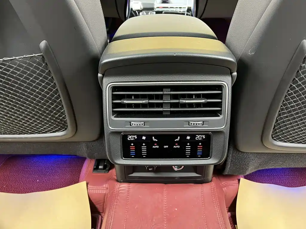 Audi Q7 — миниатюра 25