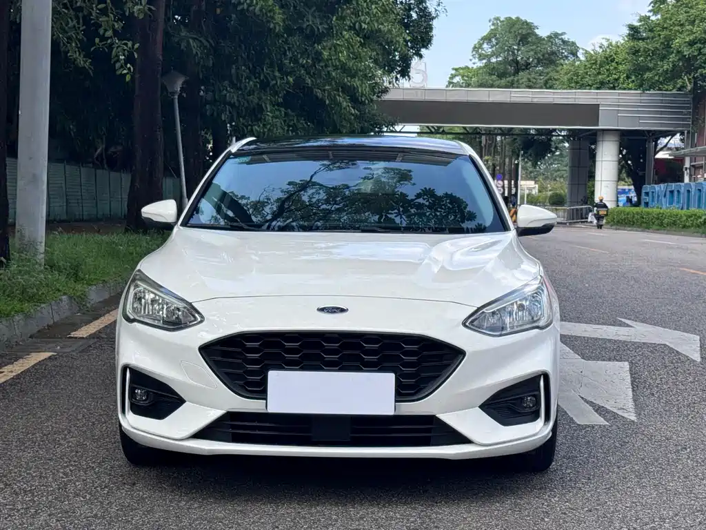 Ford Focus — миниатюра 3