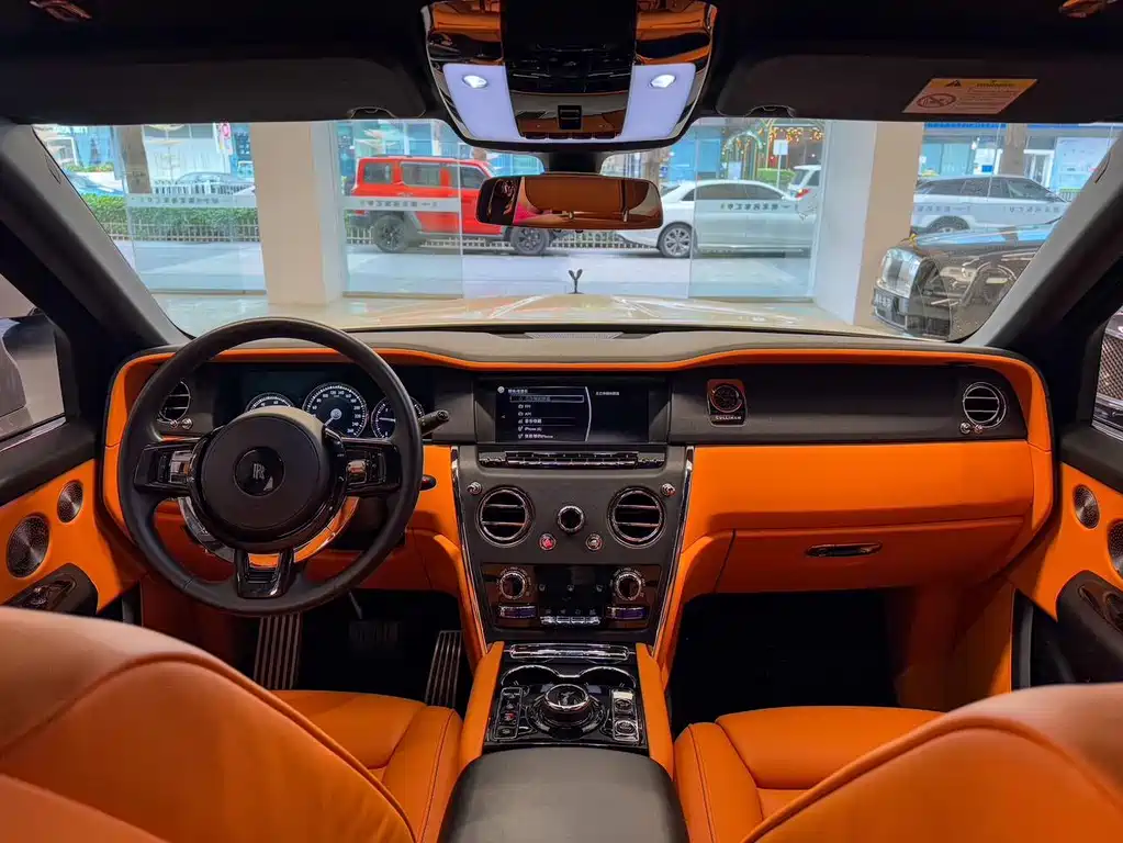 ROLLS-ROYCE CULLINAN