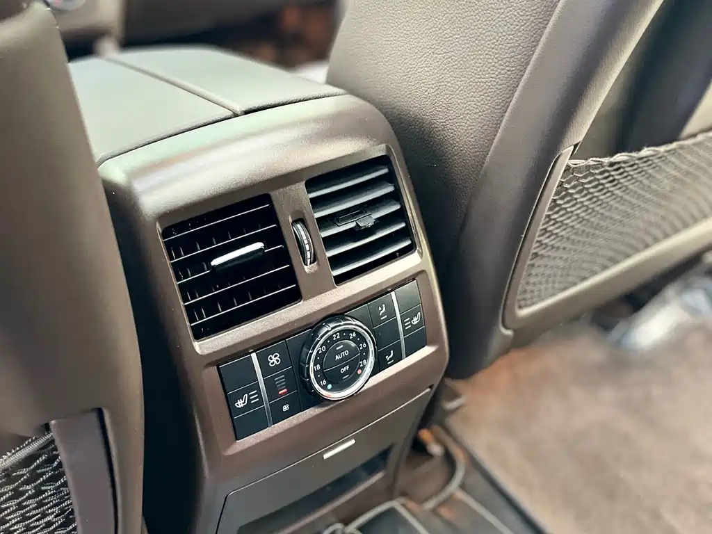 Mercedes-Benz GLS — миниатюра 22