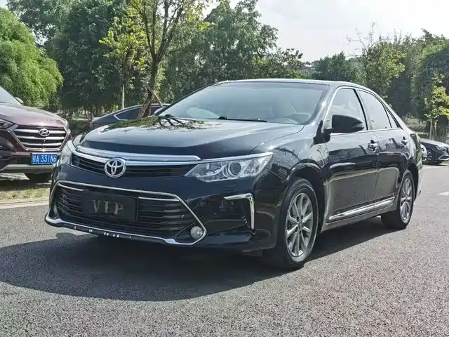 TOYOTA CAMRY 2017