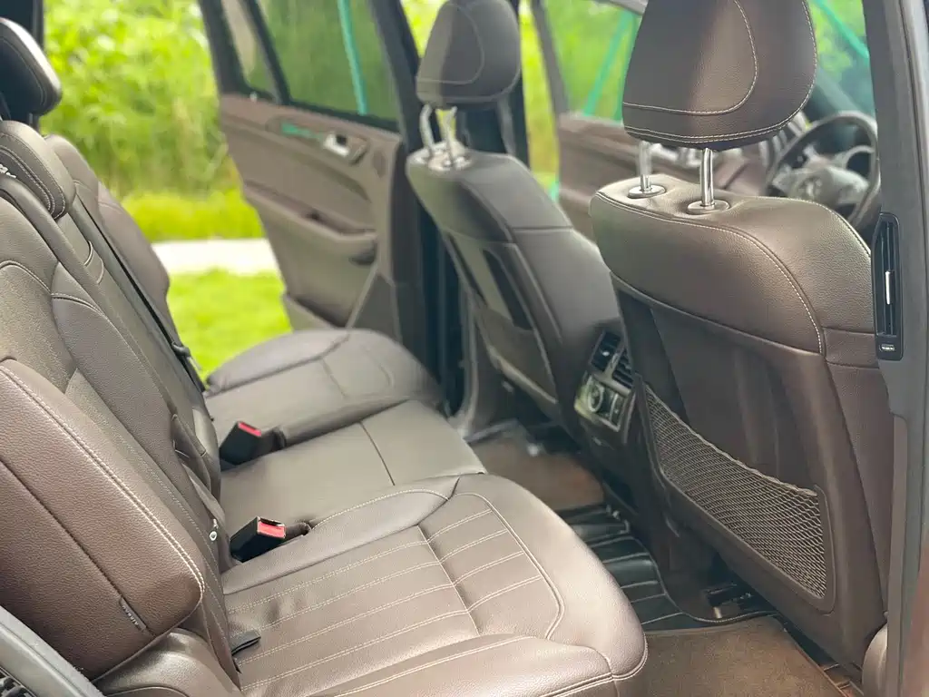 Mercedes-Benz GLS — миниатюра 47