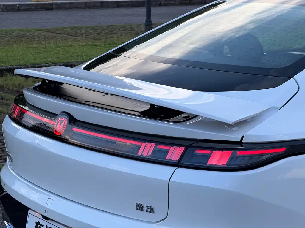 Changan Eado — миниатюра 10
