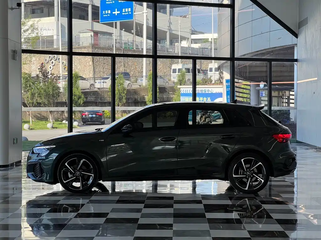 Audi A3 2024 Sportback 35 TFSI Fashion Sport