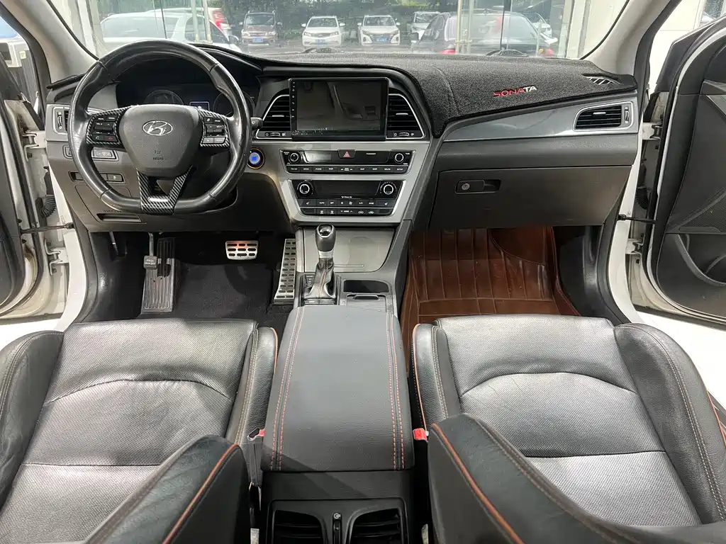 Hyundai Sonata — миниатюра 5