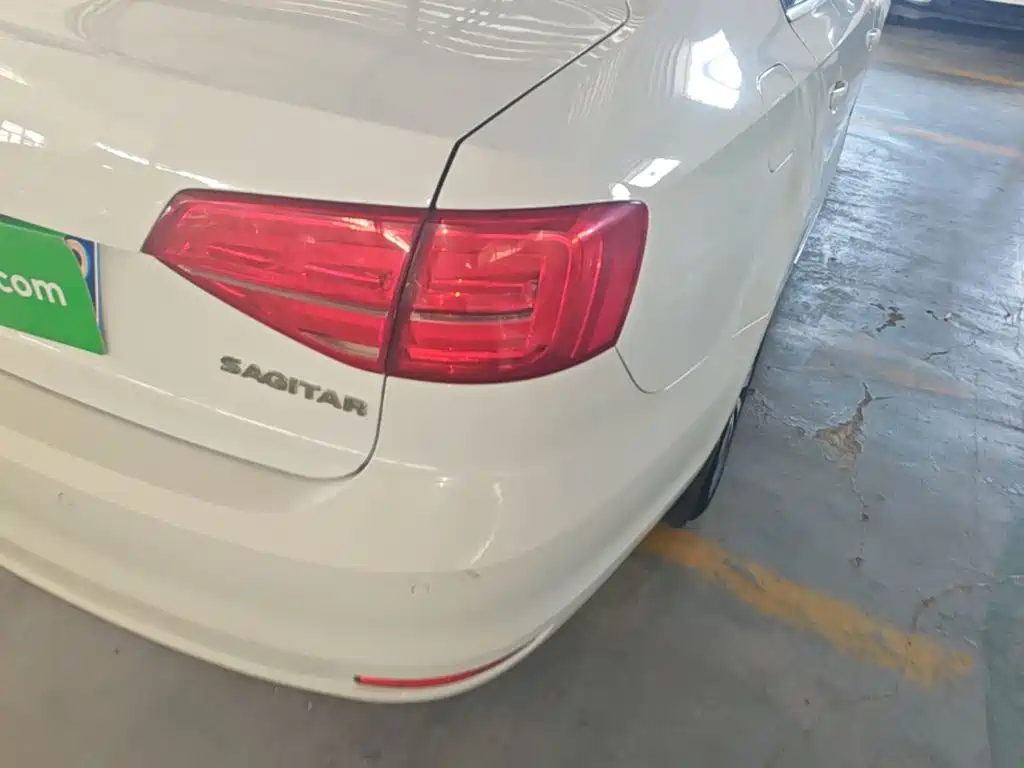 Volkswagen Sagitar — миниатюра 8
