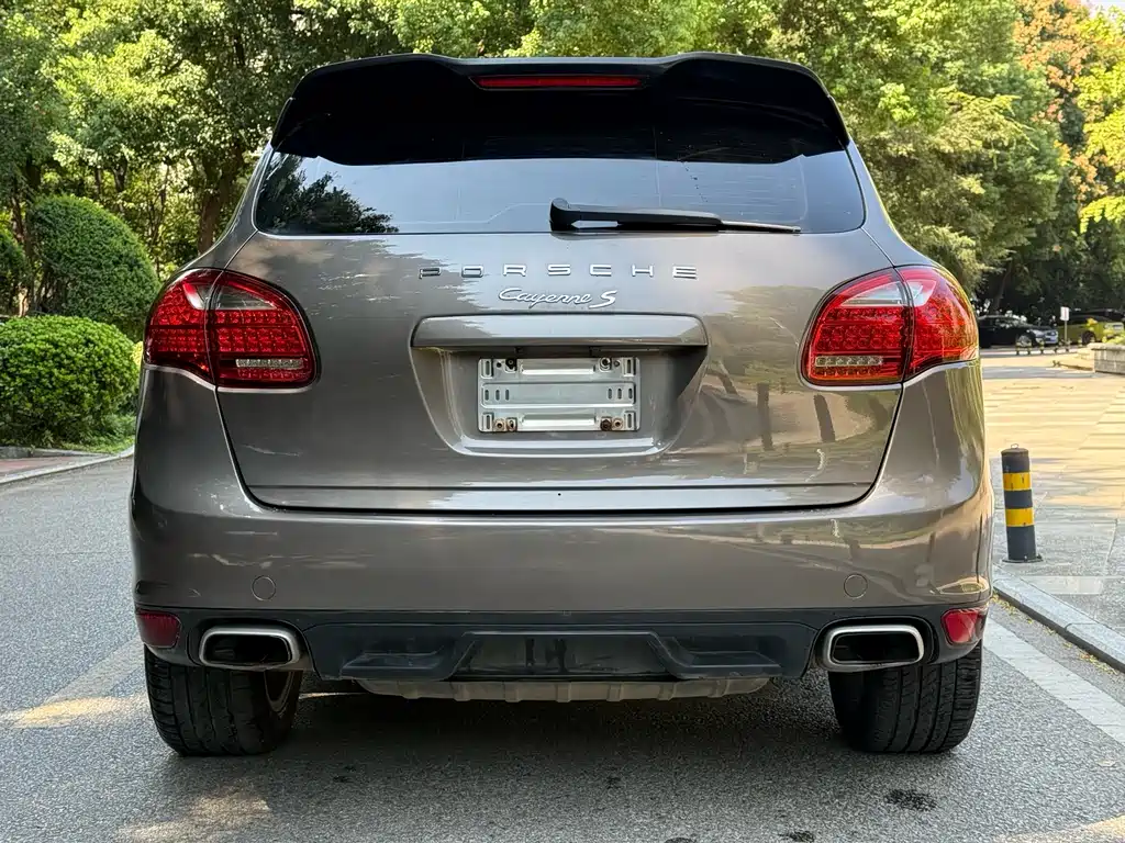 Porsche Cayenne 2012 3.6L