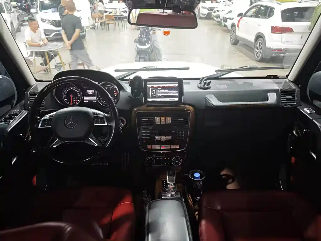 Mercedes-Benz G-Class — миниатюра 7