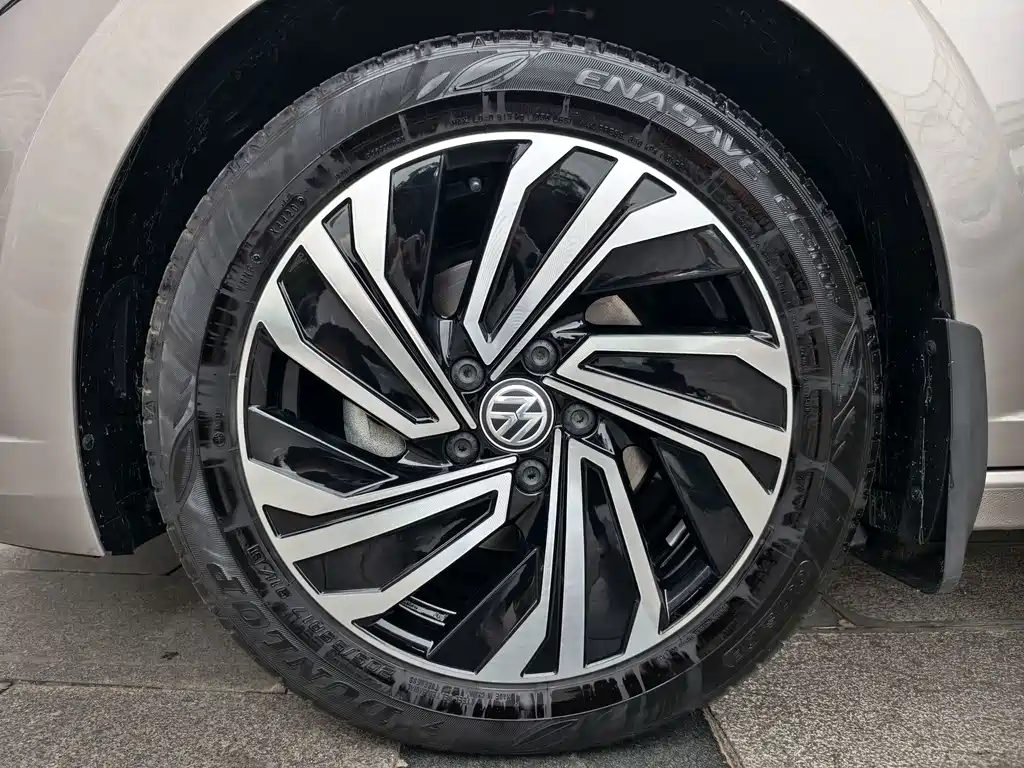 Volkswagen Sagitar — миниатюра 15