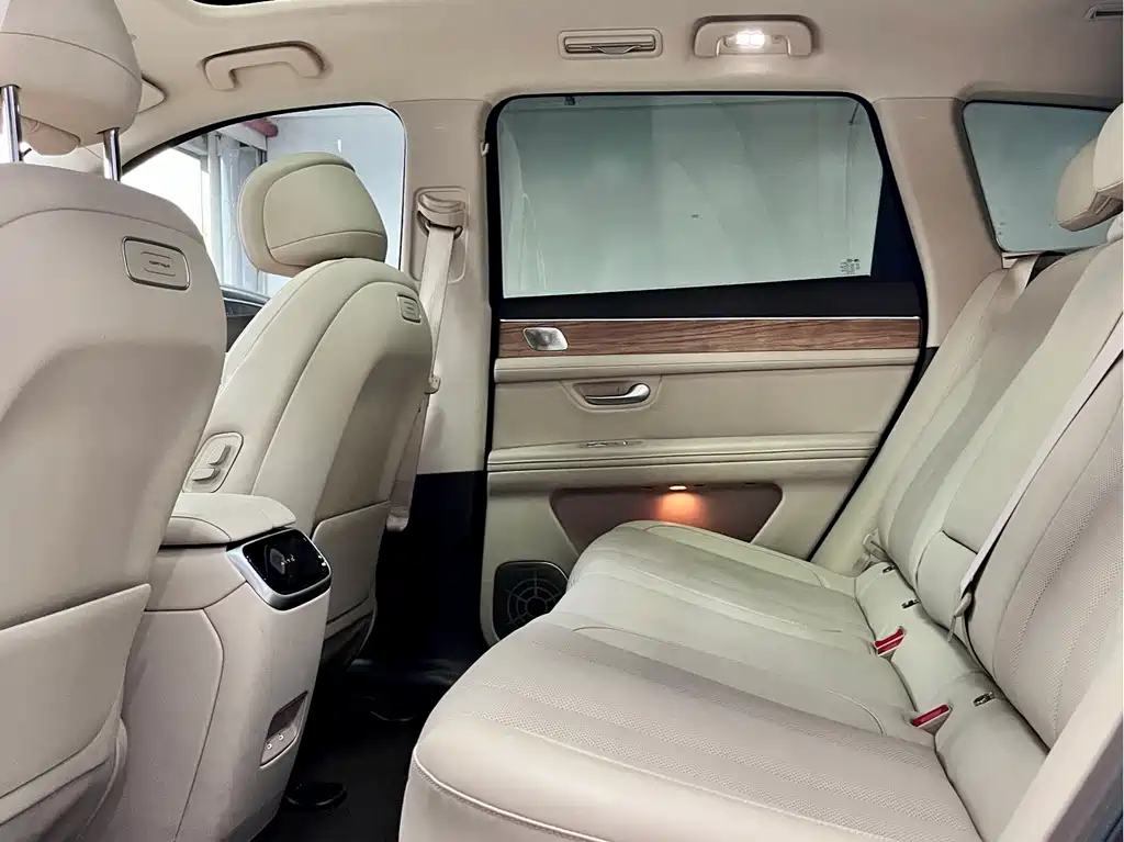 AITO ASK THE WORLD M7