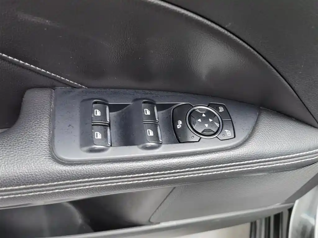 Ford Taurus 2016 EcoBoost 180 Luxury