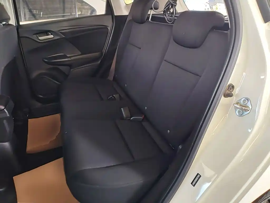 Honda Fit — миниатюра 17