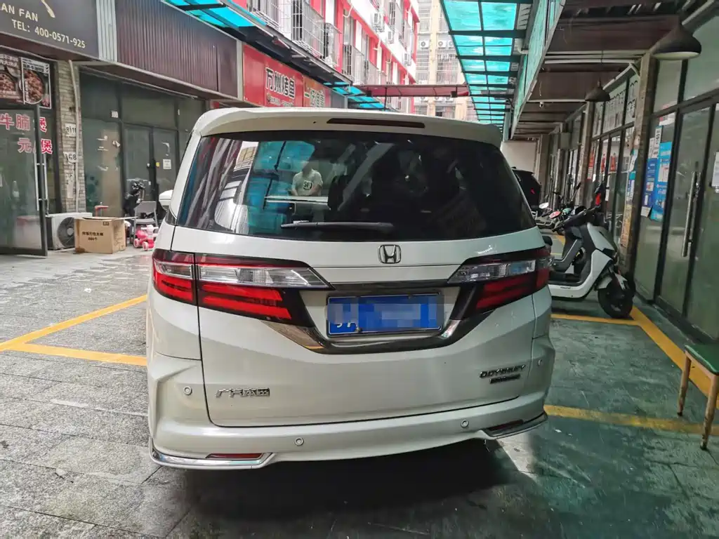 Honda Odyssey — миниатюра 5