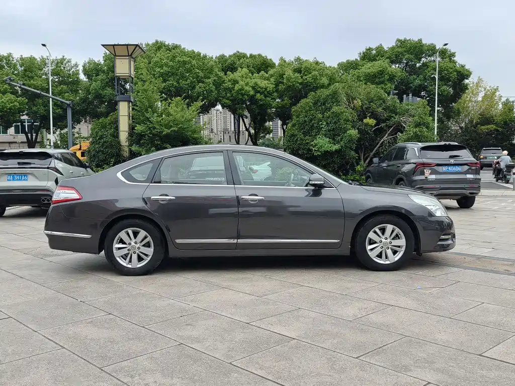 Nissan Teana — миниатюра 5