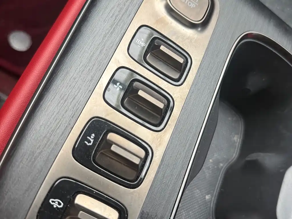 Xiaomi SU7 — миниатюра 6