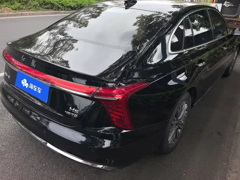 Hongqi Hongqi H5 — миниатюра 3