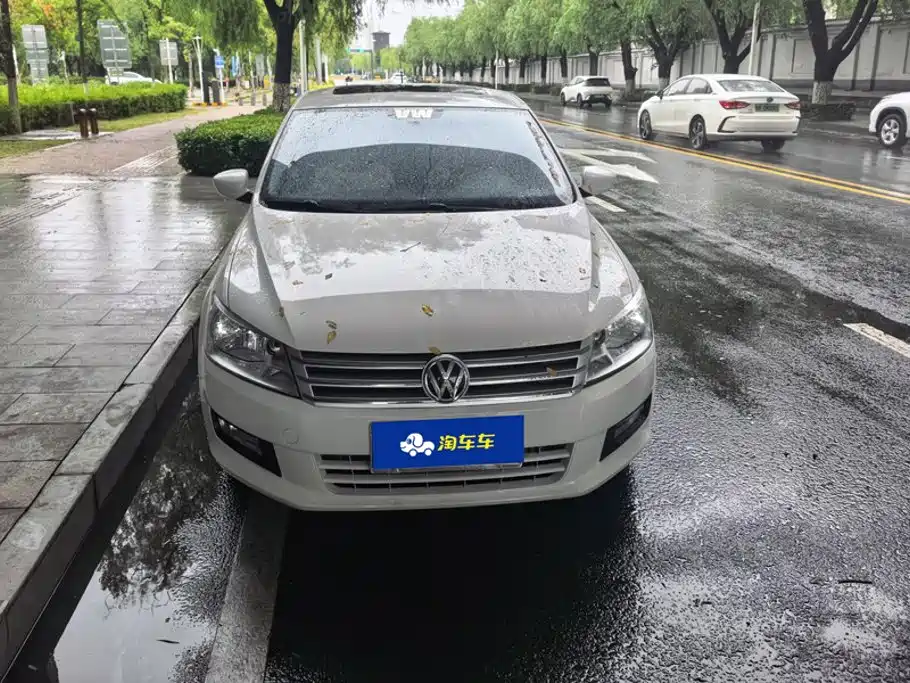 Volkswagen Santana — миниатюра 2