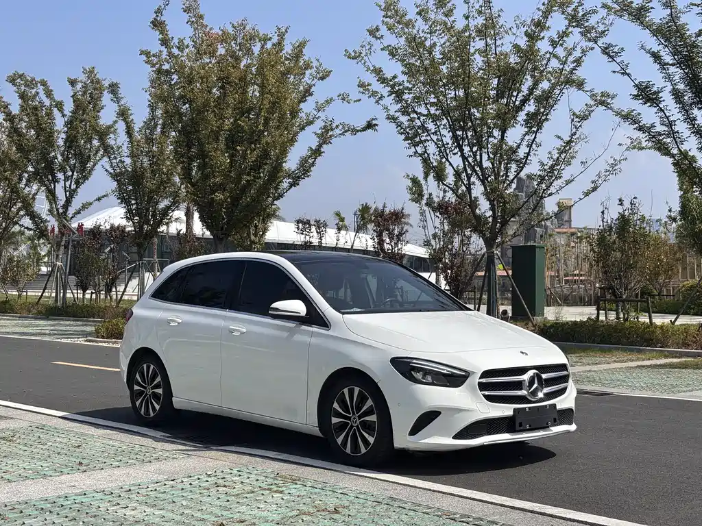 MERCEDES-BENZ B CLASS