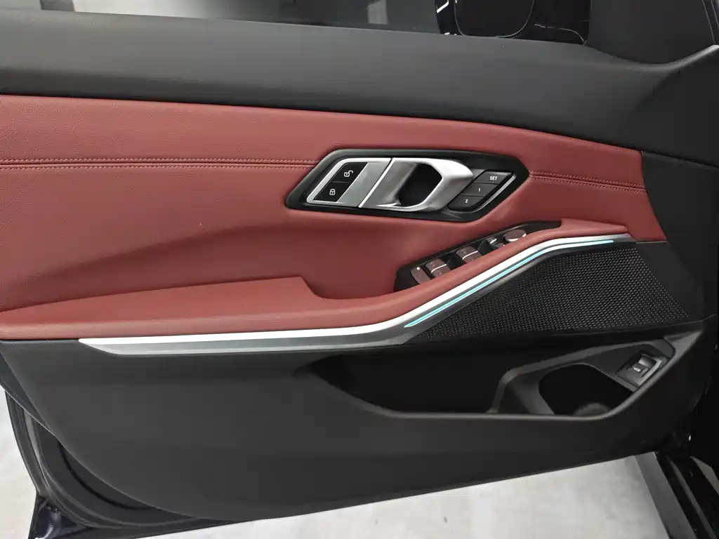 BMW 3 Series — миниатюра 10