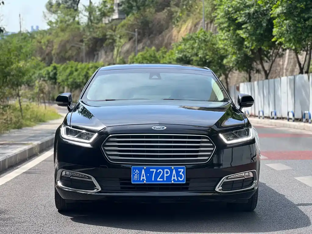 Ford Taurus — миниатюра 3