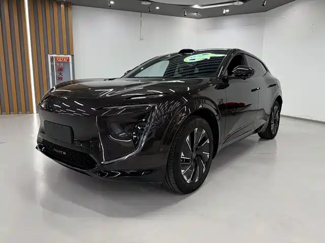 2025 Avatr 07