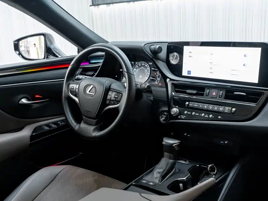 Lexus ES — миниатюра 25